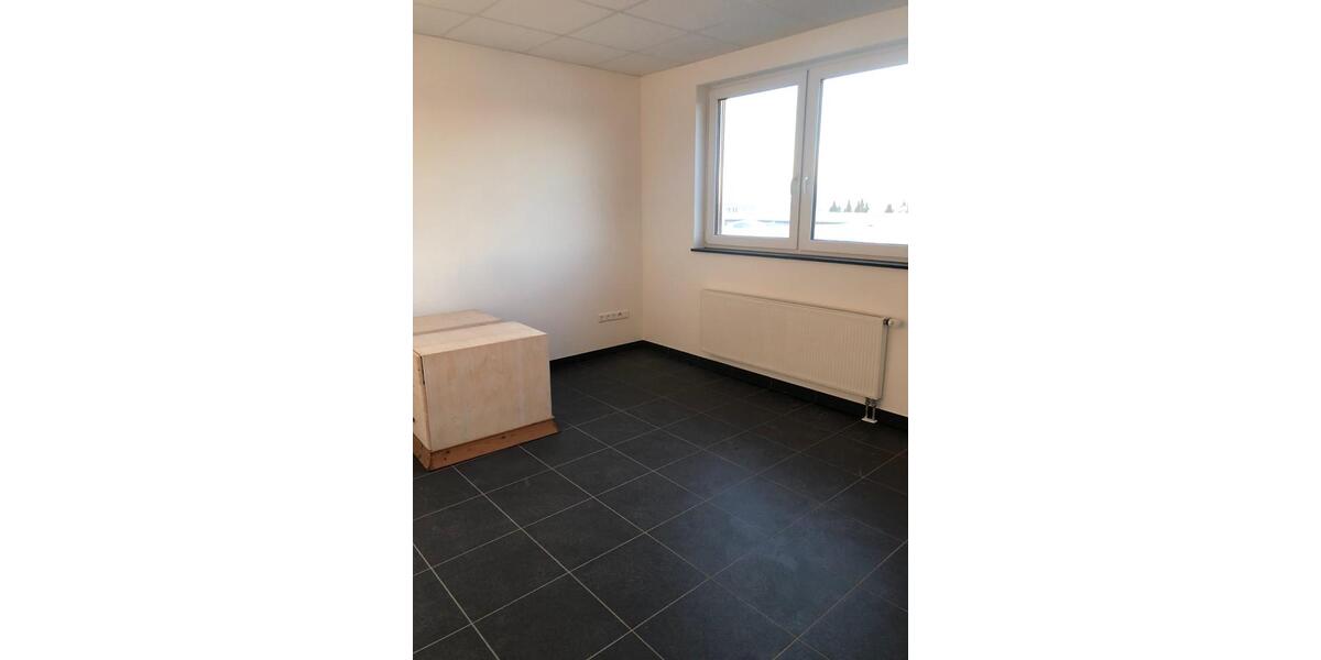 Gewerbeobjekt Leingarten - 1.300&euro; | Angebot:25973256