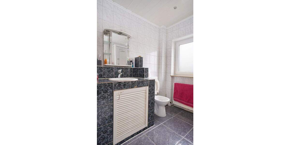 Etagenwohnung Bretten Gölshausen - 4 Zimmer, 110 m&sup2;, 380.000&euro; | Angebot:25706287