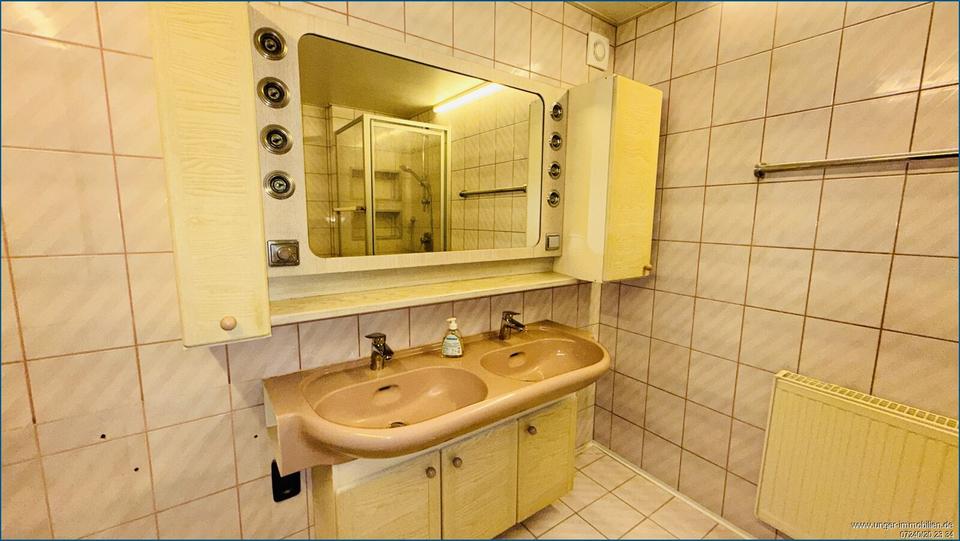 Etagenwohnung Walzbachtal - 3 Zimmer, 105 m&sup2;, 890&euro; | Angebot:25905200