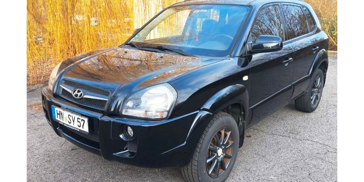 Hyundai TUCSON 144.000 km 5.999 &euro; HEILBRONN 74074