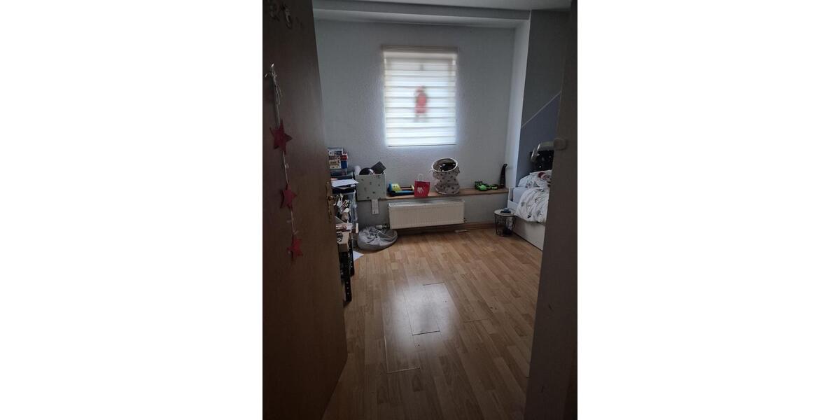 Erdgeschoßwohnung Heilbronn - 5 Zimmer, 150 m&sup2;, 450.000&euro; | Angebot:25543110