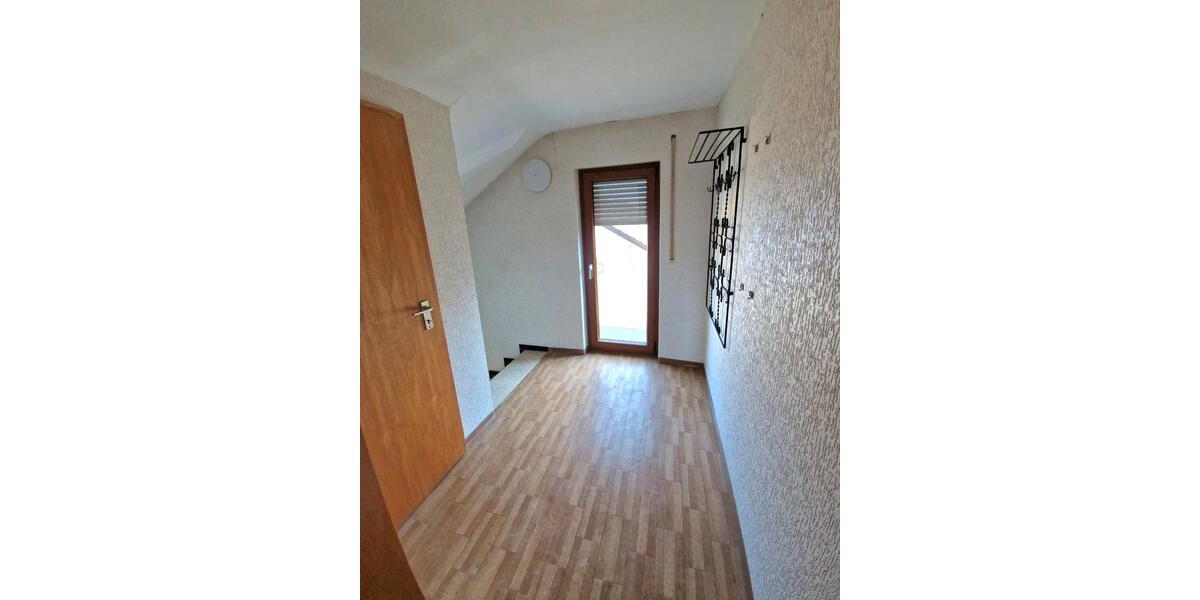 Dachgeschoßwohnung Heilbronn - 3 Zimmer, 65 m&sup2;, 900&euro; | Angebot:25842339