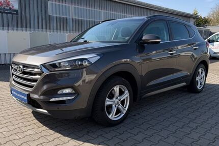 Hyundai TUCSON 165.000 km 13.999 &euro; Oedheim 74229