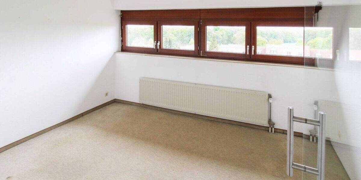 Etagenwohnung Bietigheim-Bissingen Bietigheim - 4 Zimmer, 106 m&sup2;, 299.000&euro; | Angebot:26789709