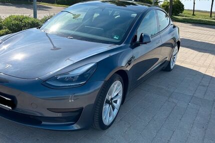 Tesla Model 3 101.000 km 18.500 &euro; Oedheim 74229