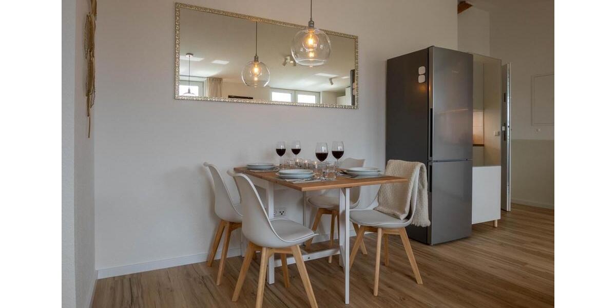 Dachgeschoßwohnung Illingen - 2 Zimmer, 50 m&sup2;, 995&euro; | Angebot:25272107