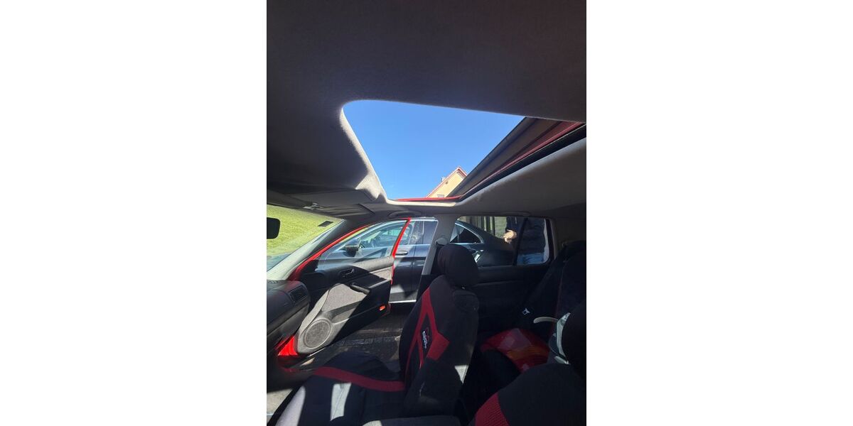 VW Golf 203.000 km 899 &euro; Bruchsal 76648