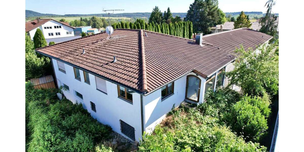 Einfamilienhaus Ilsfeld - 18 Zimmer, 176 m&sup2;, 1.195.000&euro; | Angebot:25999113