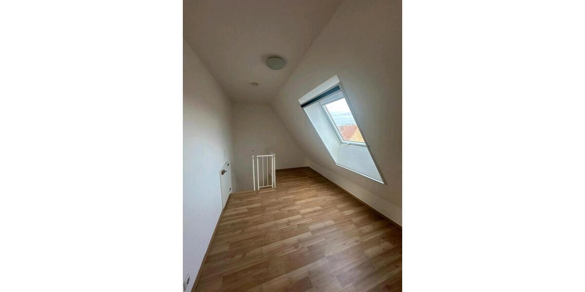 Maisonettenwohnung Eppingen - 5 Zimmer, 116 m&sup2;, 1.150&euro; | Angebot:25452009