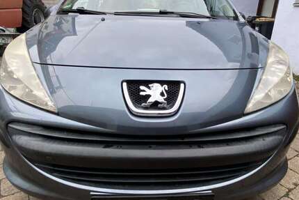 Peugeot 207 103.000 km 2.500 &euro; Bad Friedrichshall 74177