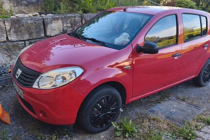 Dacia Sandero 140.000 km 1.750 &euro; Eppingen 75031
