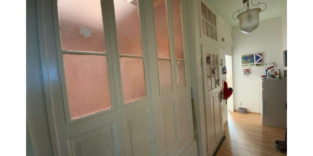 Etagenwohnung Wiesloch - 8 Zimmer, 245 m&sup2;, 499.000&euro; | Angebot:25821561