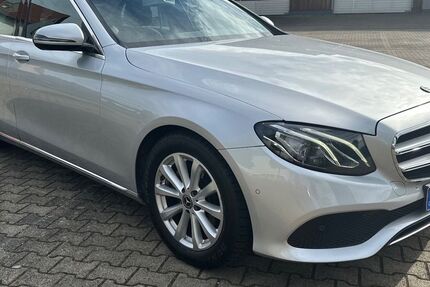 Mercedes-Benz E 220 299.800 km 14.900 &euro; Leimen 69181