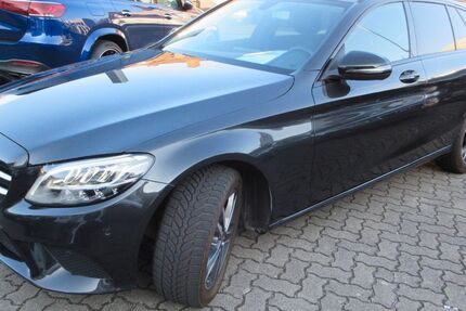 Mercedes-Benz C 300 103.600 km 23.480 &euro; Niefern-Öschelbronn 75223