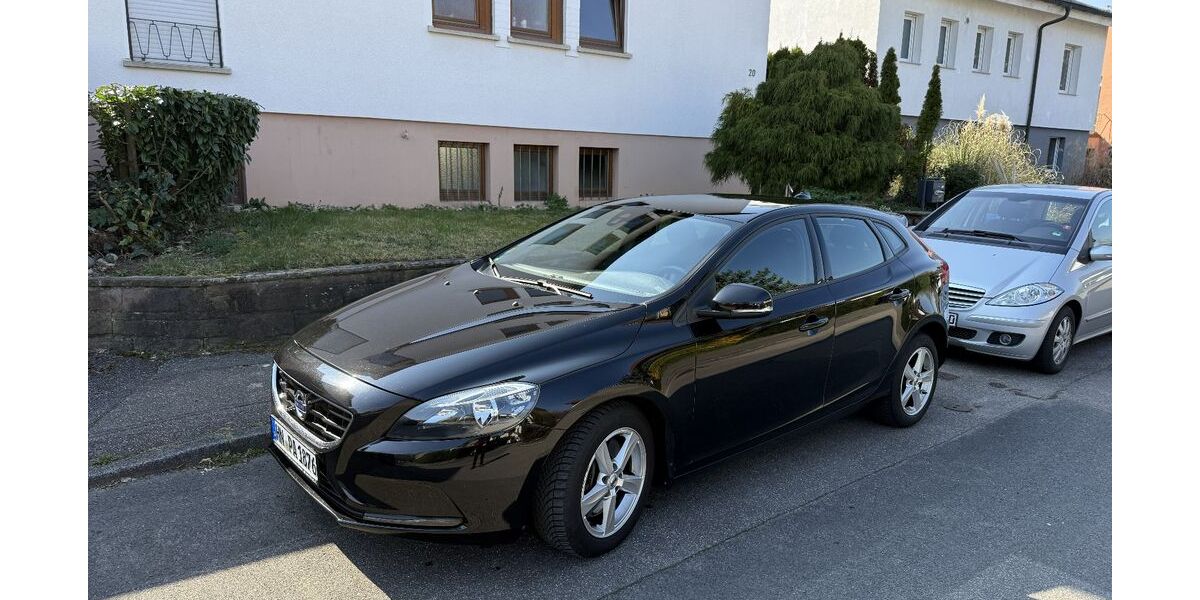 Volvo V40 160.000 km 11.500 &euro; Heilbronn 74074