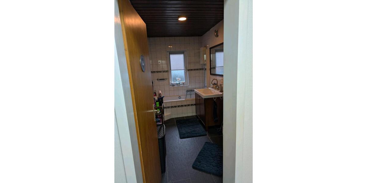 Erdgeschoßwohnung Sachsenheim - 3 Zimmer, 78 m&sup2;, 255.000&euro; | Angebot:26024339