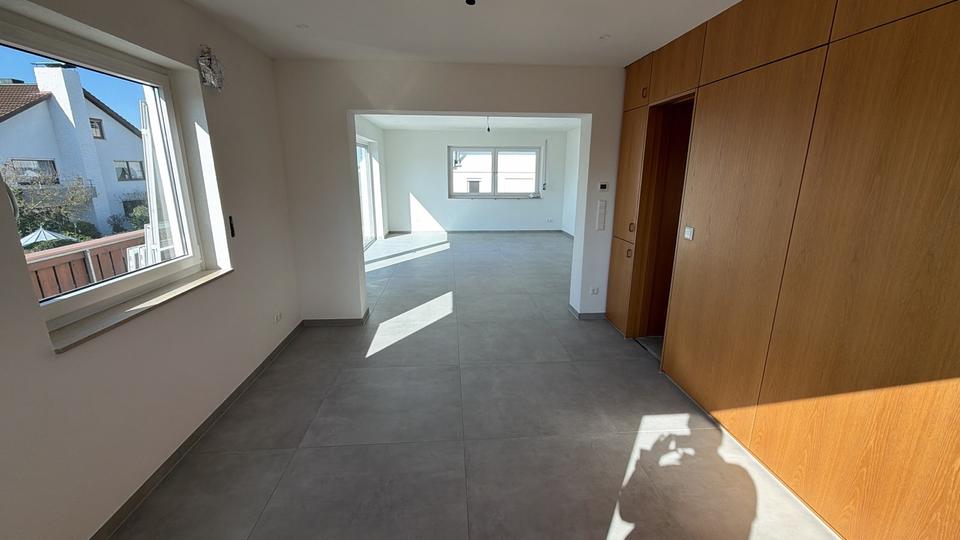 Etagenwohnung Neckarsulm - 3 Zimmer, 100 m&sup2;, 1.450&euro; | Angebot:25973942
