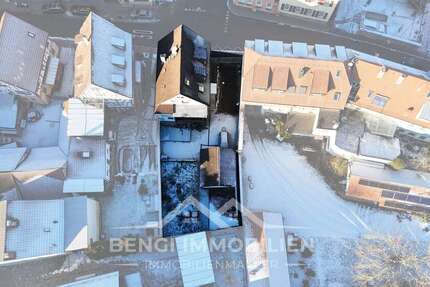 Haus Bretten - 9 Zimmer, 237 m&sup2;, 399.000&euro; | Angebot:24606325