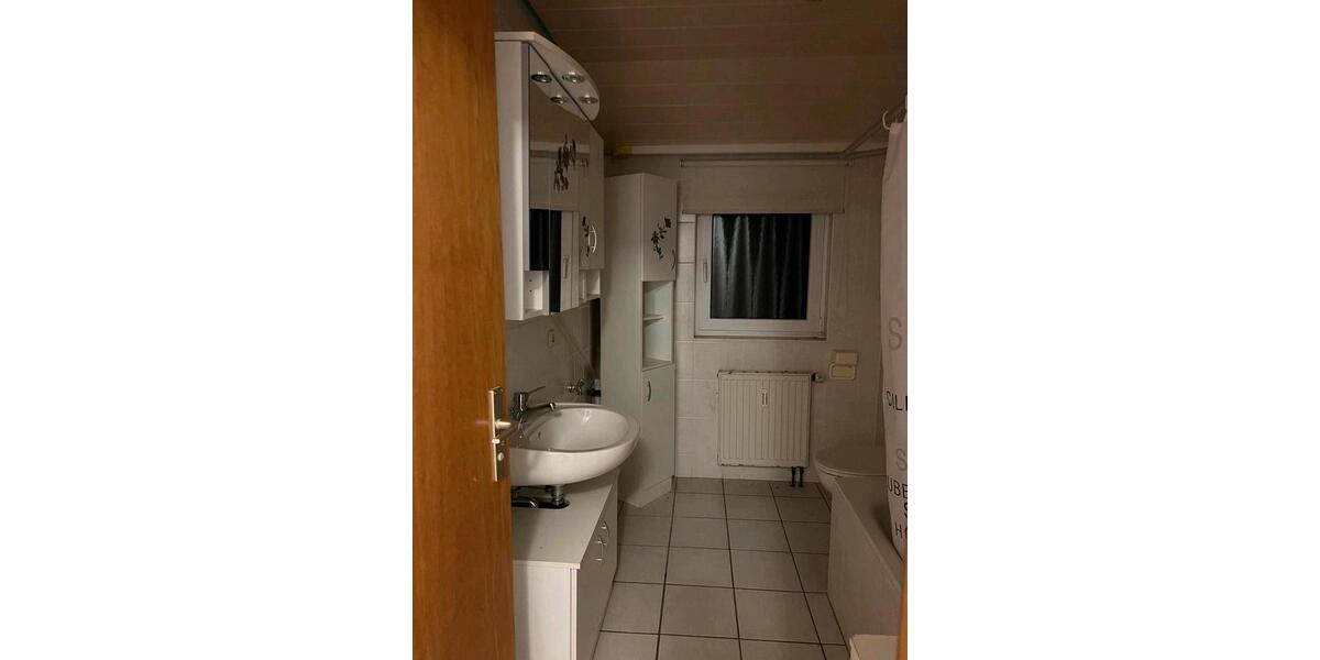 Dachgeschoßwohnung Ittlingen - 2 Zimmer, 68 m&sup2;, 870&euro; | Angebot:25945574