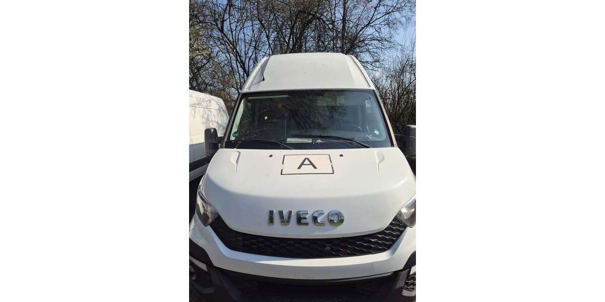 IVECO Daily 286.907 km 9.999 &euro; Obrigheim 74847