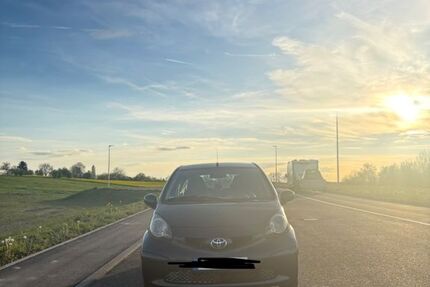 Toyota Aygo (X) 99.100 km 2.999 &euro; Bretten 75015