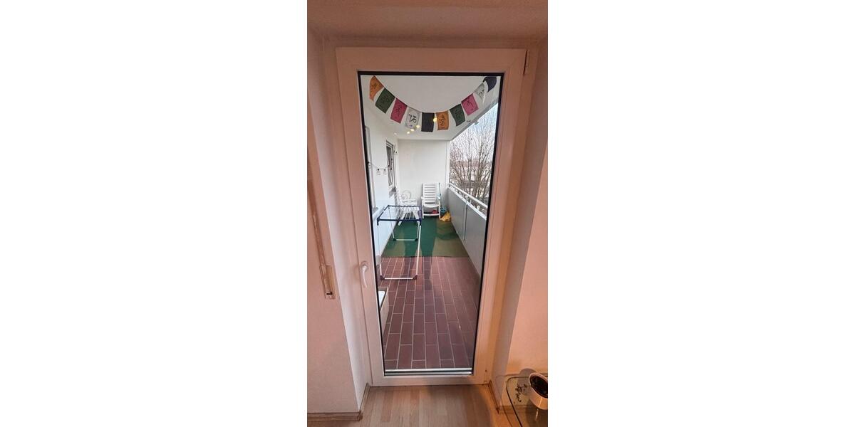 Hochparterre Tamm - 3 Zimmer, 82 m&sup2;, 1.100&euro; | Angebot:25838313