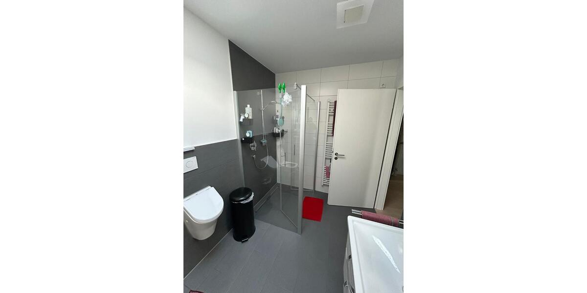 Bungalow Kirchheim am Neckar - 3 Zimmer, 115 m&sup2;, 1.720&euro; | Angebot:25917589