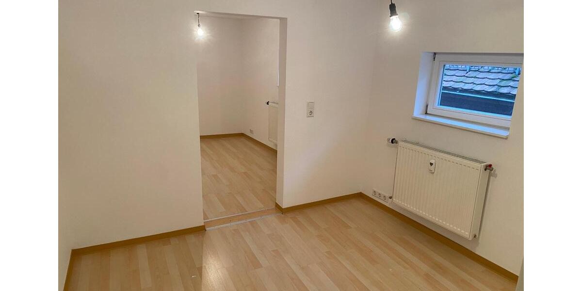 Etagenwohnung Mosbach - 3 Zimmer, 90 m&sup2;, 850&euro; | Angebot:25292943