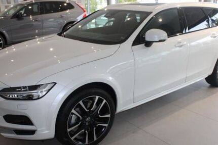 Volvo V90 Cross Country 37.500 km 47.900 &euro; Bietigheim-Bissingen 74321