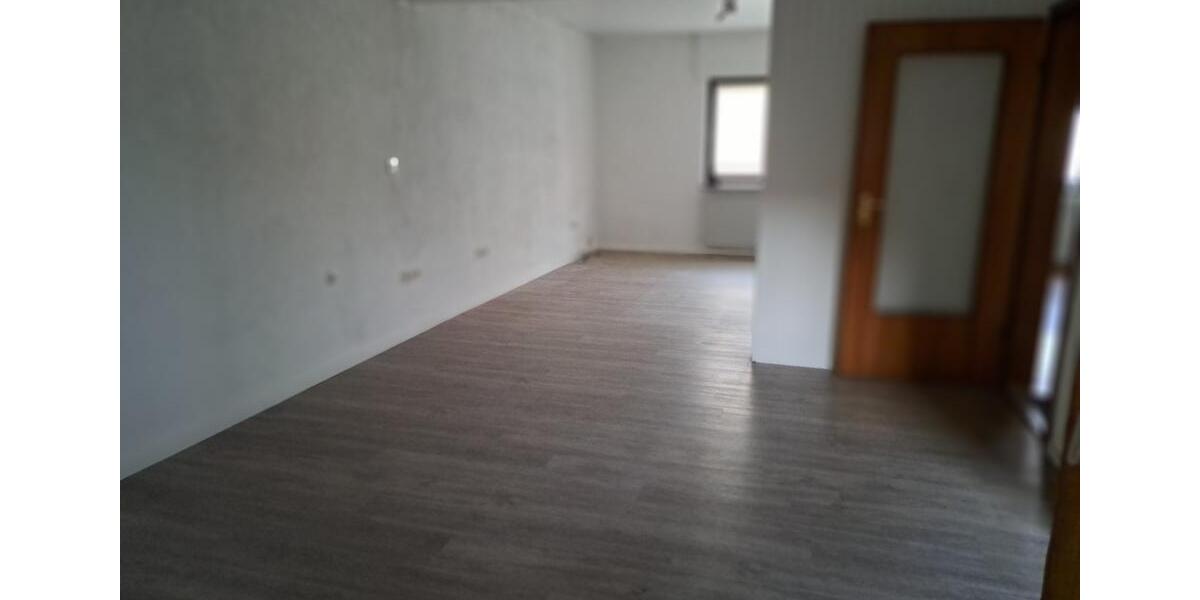 Reihenhaus Hambrücken - 5 Zimmer, 180 m&sup2;, 360.000&euro; | Angebot:24431945