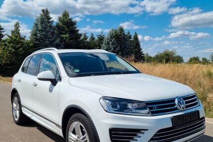VW Touareg 127.513 km 22.800 &euro; Ubstadt-Weiher 76698