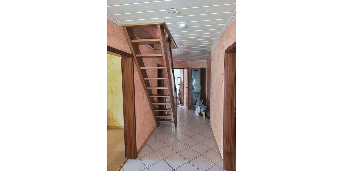 schöne ruhig gelegene 2,5 Zi. DG Maisonette Whg. - Maisonettenwohnung Talheim | Angebot:26764956