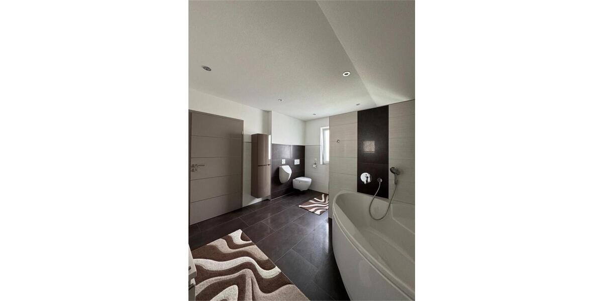 Doppelhaushälfte Brackenheim - 4.5 Zimmer, 145 m&sup2;, 750.000&euro; | Angebot:19758688