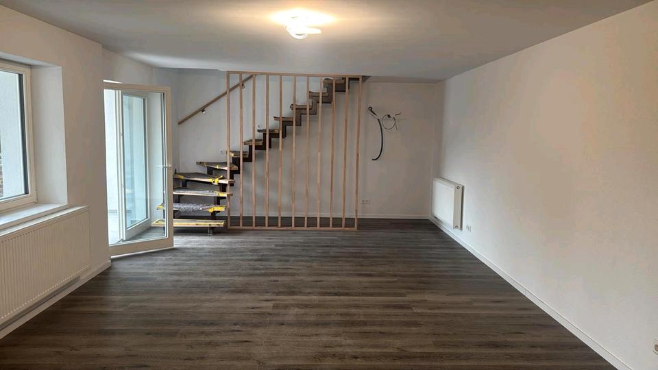 Maisonettenwohnung Neckarsulm - 5.5 Zimmer, 170 m&sup2;, 1.800&euro; | Angebot:25056474
