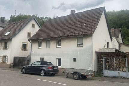 Haus zum Kaufen in Kraichtal Menzingen 299.000 € 160 m² - Haus Kraichtal / Menzingen Menzingen | Angebot:25126388
