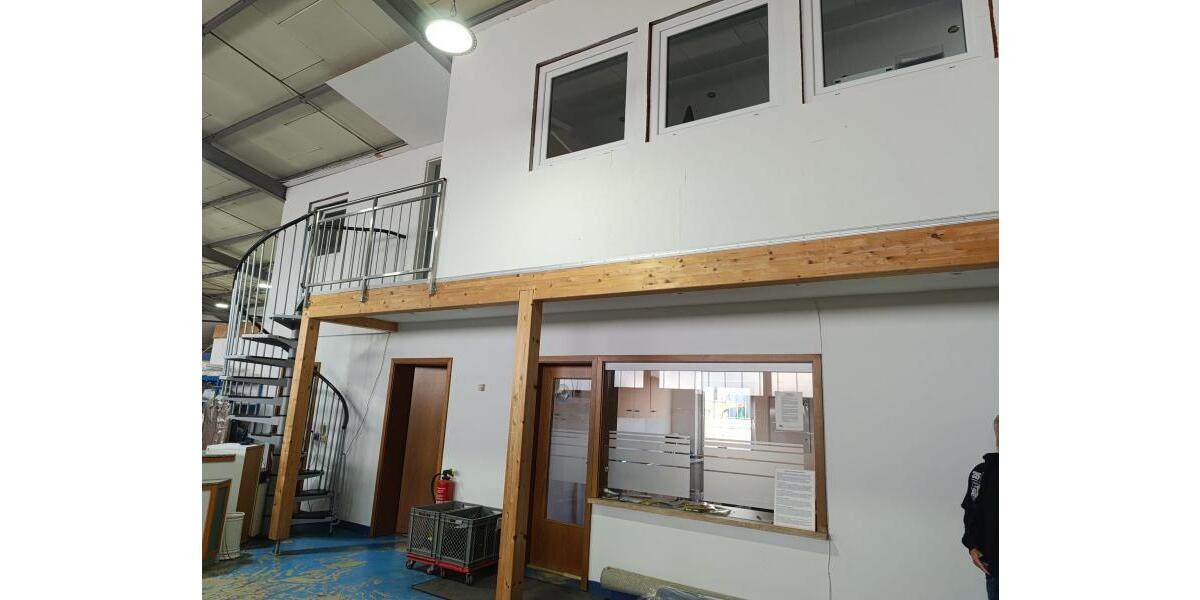 ObjNr:19662 - Tolles 2-3 Familienhaus mit Gewerbehalle in guter Lage von Mühlhausen - Mehrfamilienhaus, Wohnhaus Mühlhausen | Angebot:23602149