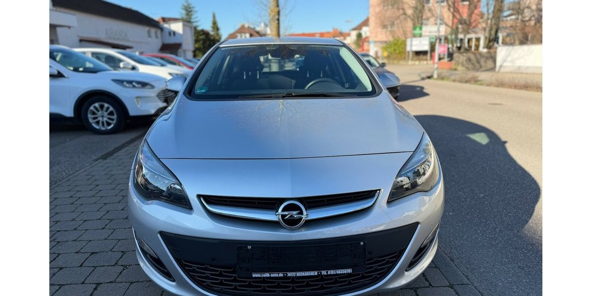 Opel Astra J 1.4 Lim. Edition SHZ PDC 100.000 km 5.990 &euro; Neckarsulm 74172