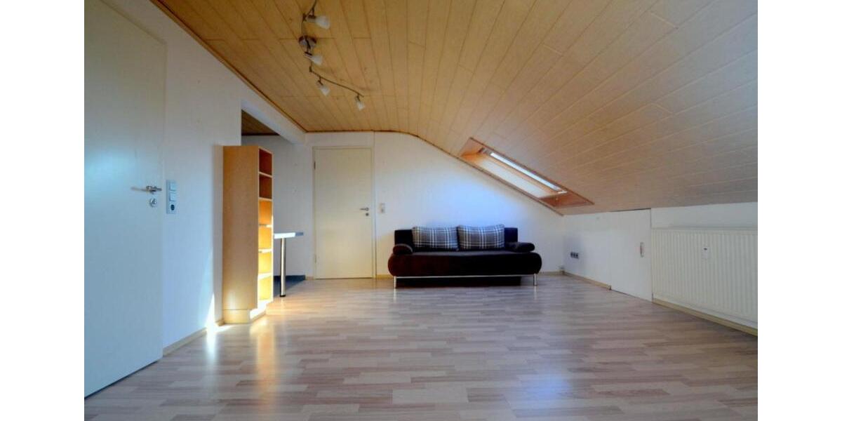 Dachgeschoßwohnung Heilbronn Frankenbach - 2 Zimmer, 33 m&sup2;, 550&euro; | Angebot:25959870