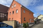 Energieeffizientes EFH mit Einliegerwohnung, Terrasse und großem Hof - Einfamilienhaus Sulzfeld | Angebot:24344056