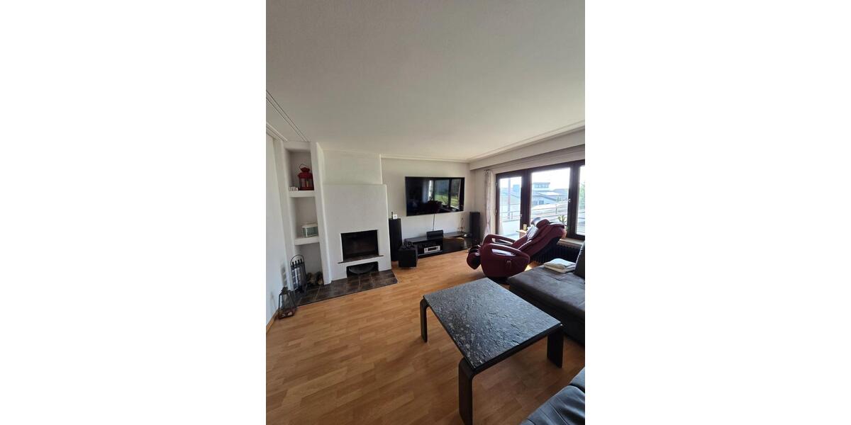 Einfamilienhaus Untereisesheim - 10 Zimmer, 180 m&sup2;, 559.000&euro; | Angebot:25843658