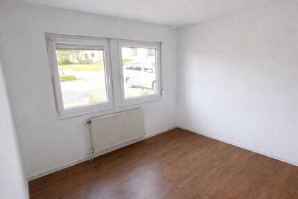 Wohnung Bad Rappenau - 3 Zimmer, 75 m&sup2;, 900&euro; | Angebot:26025495