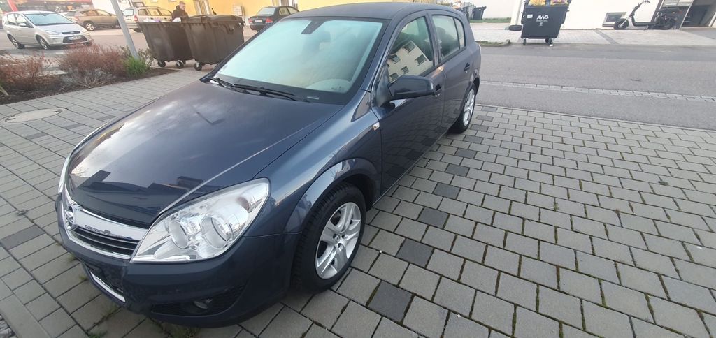 Opel Astra 135.500 km 4.250 &euro; Bad-Friedrichshall 74177