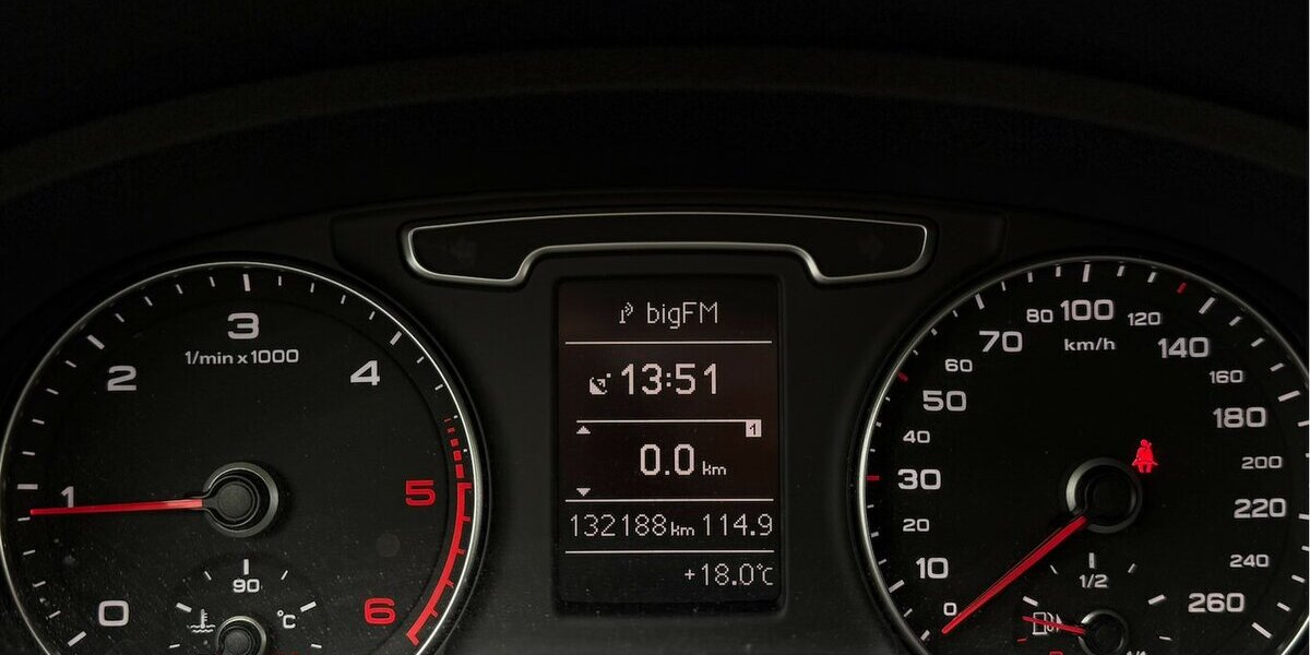 Audi Q3 2.0 TDI Xenon Navi Tempomat 132.000 km 12.490 &euro; Neckarsulm 74172