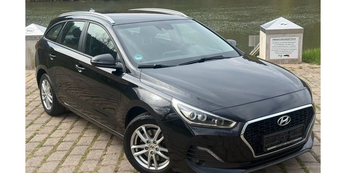 Hyundai i30 239.000 km 8.990 &euro; Mosbach 74821