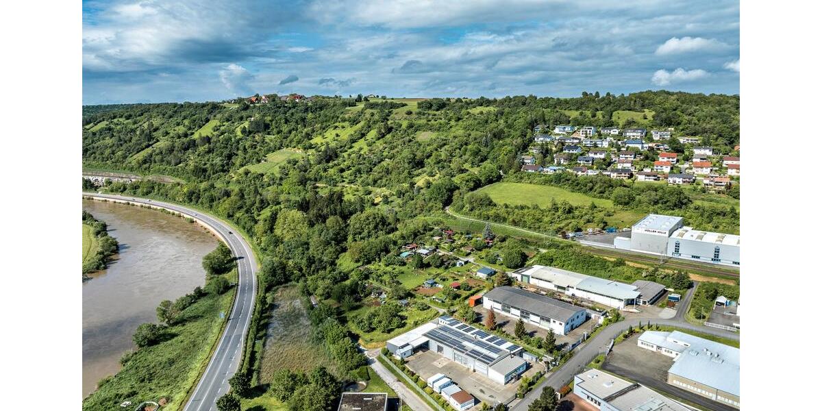 Etagenwohnung Mosbach - 3 Zimmer, 150 m&sup2;, 1.700&euro; | Angebot:25362235