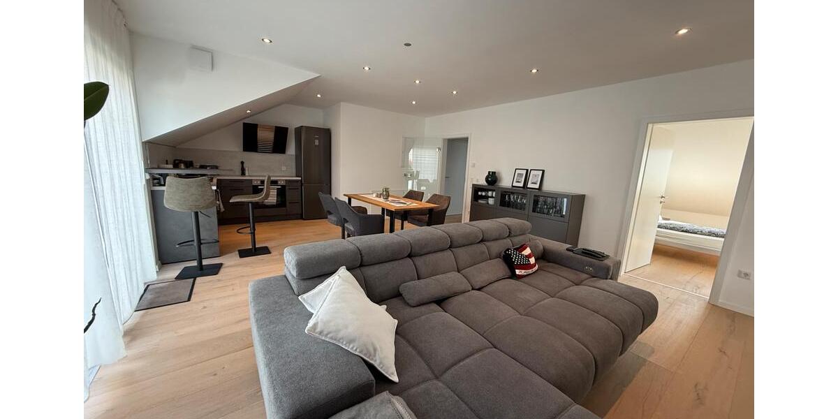 Dachgeschoßwohnung Sinsheim - 3 Zimmer, 87 m&sup2;, 415.000&euro; | Angebot:26740749