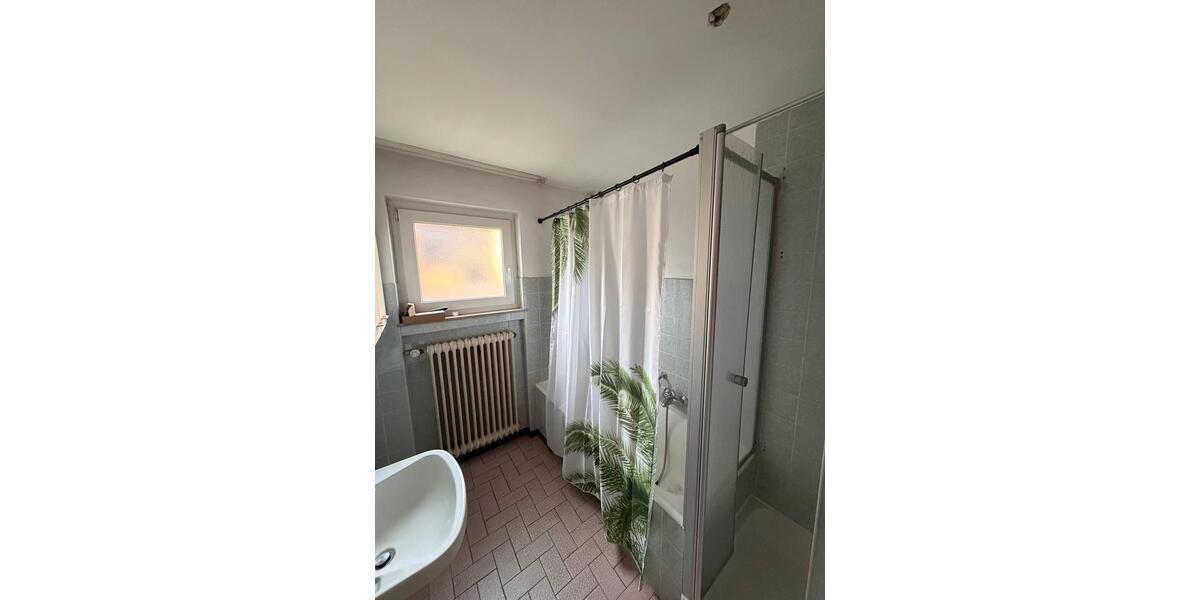 Einfamilienhaus Oberderdingen - 7 Zimmer, 200 m&sup2;, 399.000&euro; | Angebot:25294244