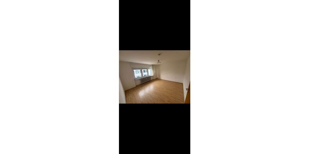 Etagenwohnung Neckarsulm - 3.5 Zimmer, 80 m&sup2;, 1.450&euro; | Angebot:25893580