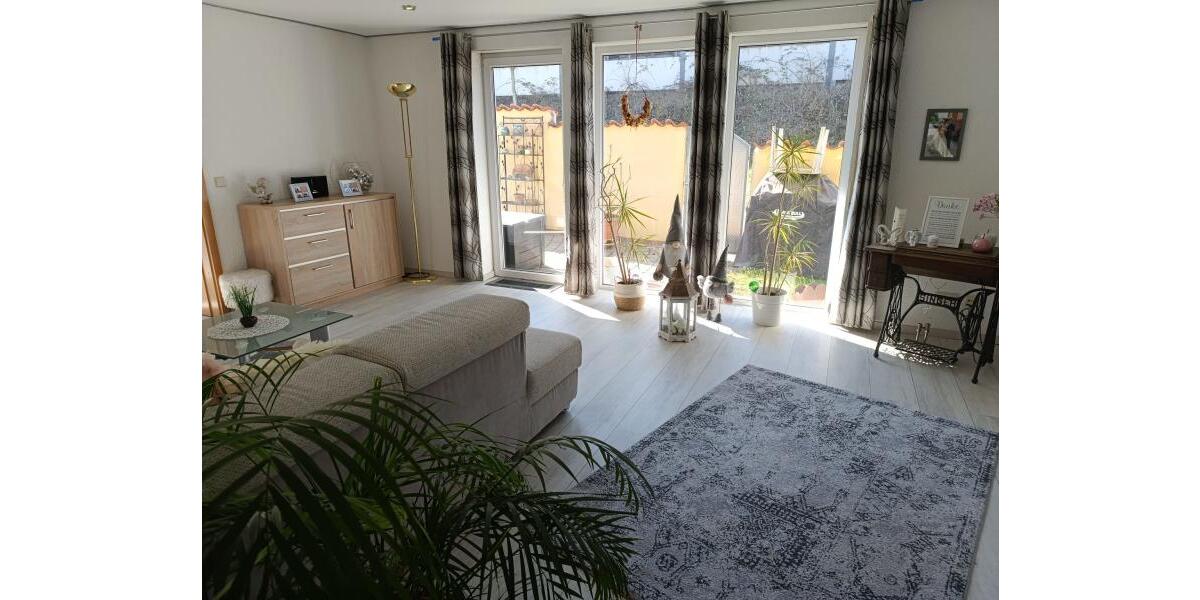 ObjNr:19662 - Tolles 2-3 Familienhaus mit Gewerbehalle in guter Lage von Mühlhausen - Mehrfamilienhaus, Wohnhaus Mühlhausen | Angebot:23602149