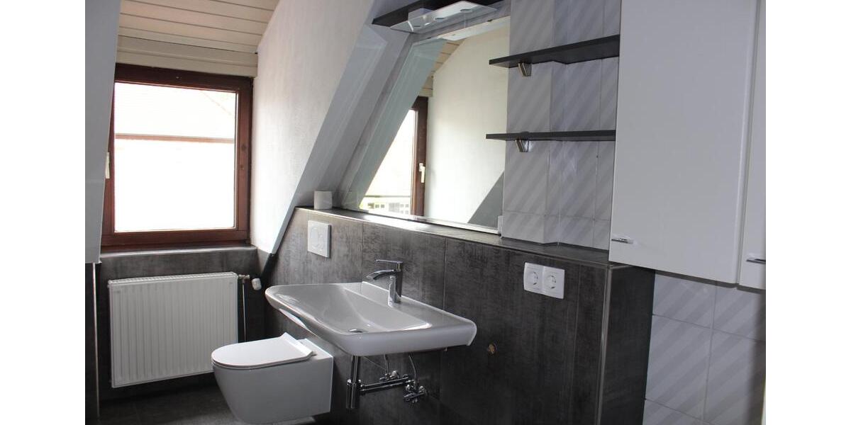 Dachgeschoßwohnung Bad Friedrichshall - 3.5 Zimmer, 107 m&sup2;, 355.000&euro; | Angebot:25729990